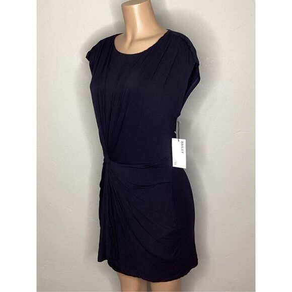New. Bailey 44 black twist dress. Small. Retails $178 - Picture 6 of 8